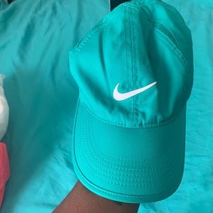 Nike Featherlight Hat